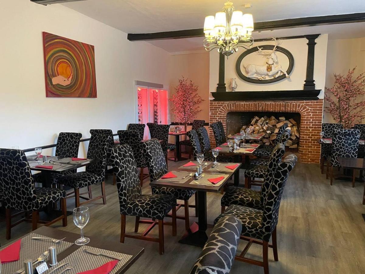 Scole Inn Hotel Дис Екстериор снимка