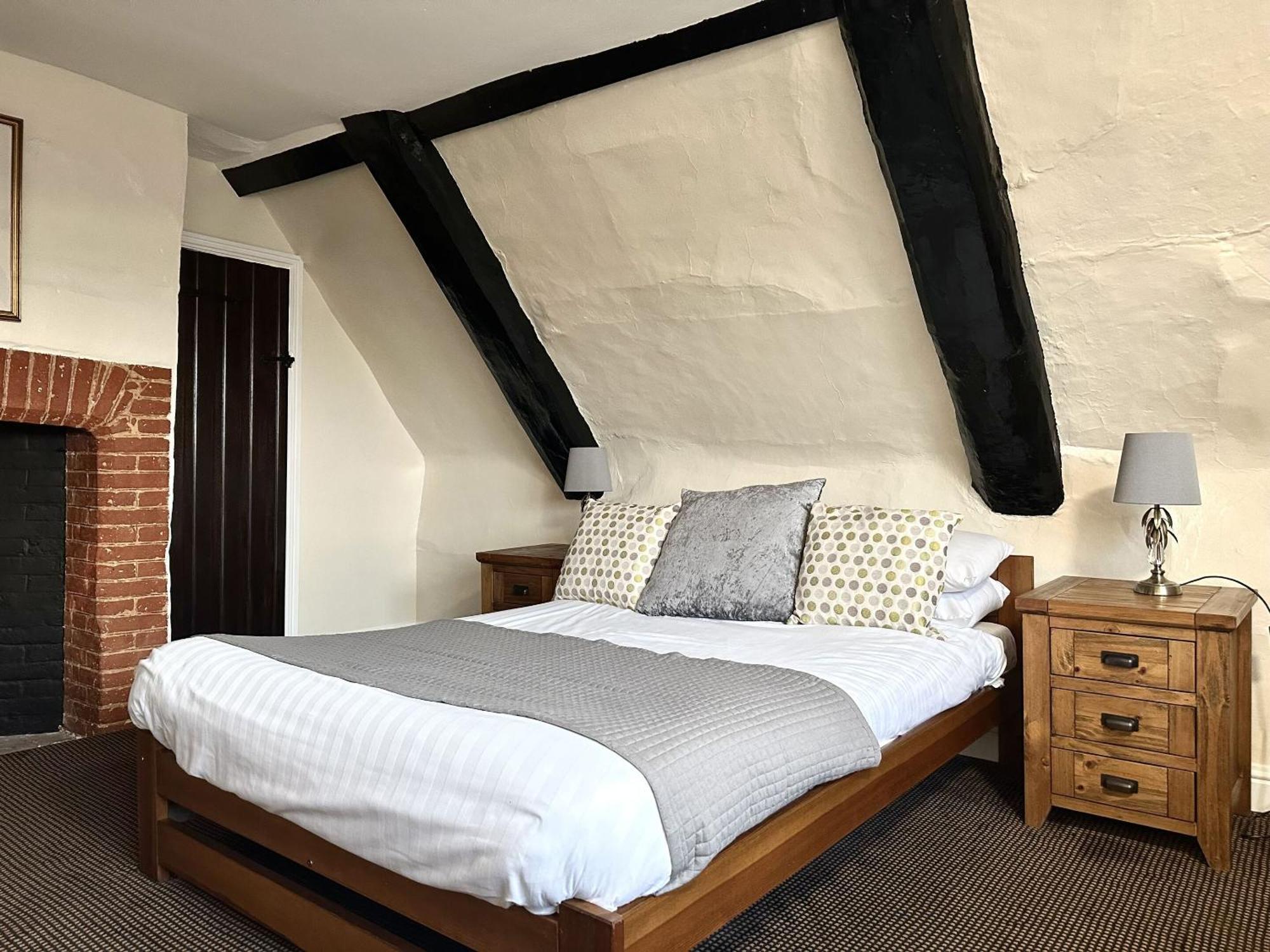 Scole Inn Hotel Дис Стая снимка