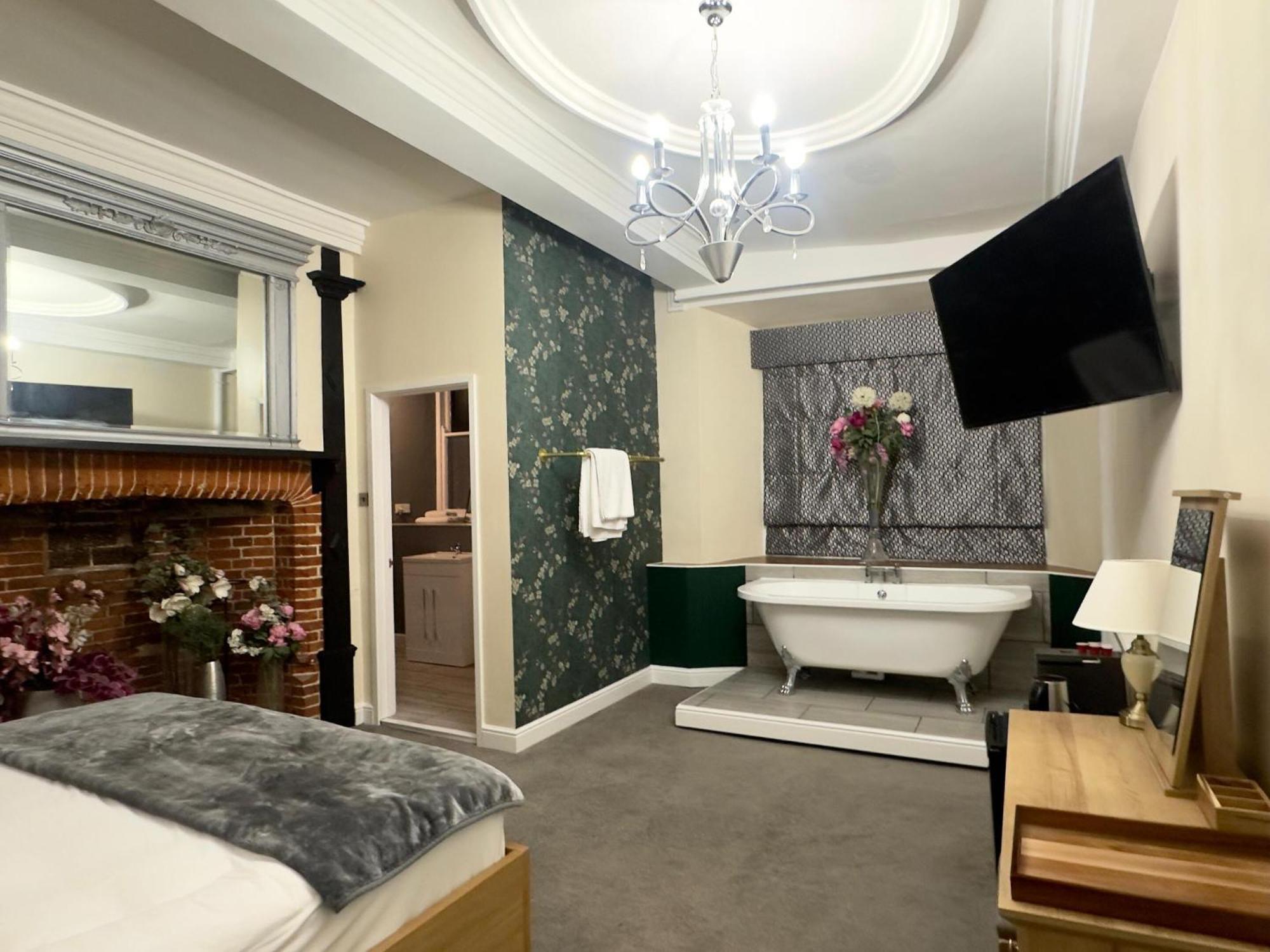 Scole Inn Hotel Дис Екстериор снимка